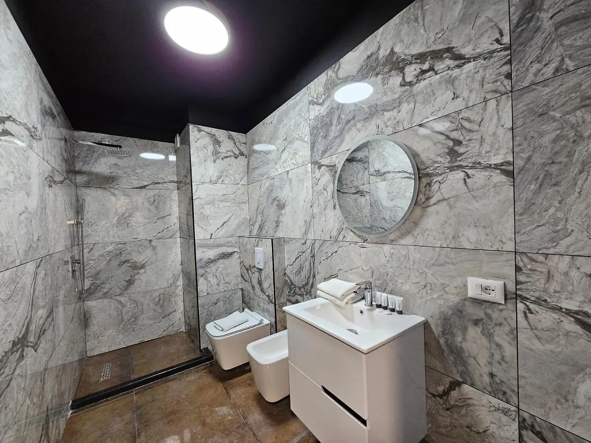 Miku Apartment-Cozy 1Bd Apartment At Komuna E Parisit Tirana