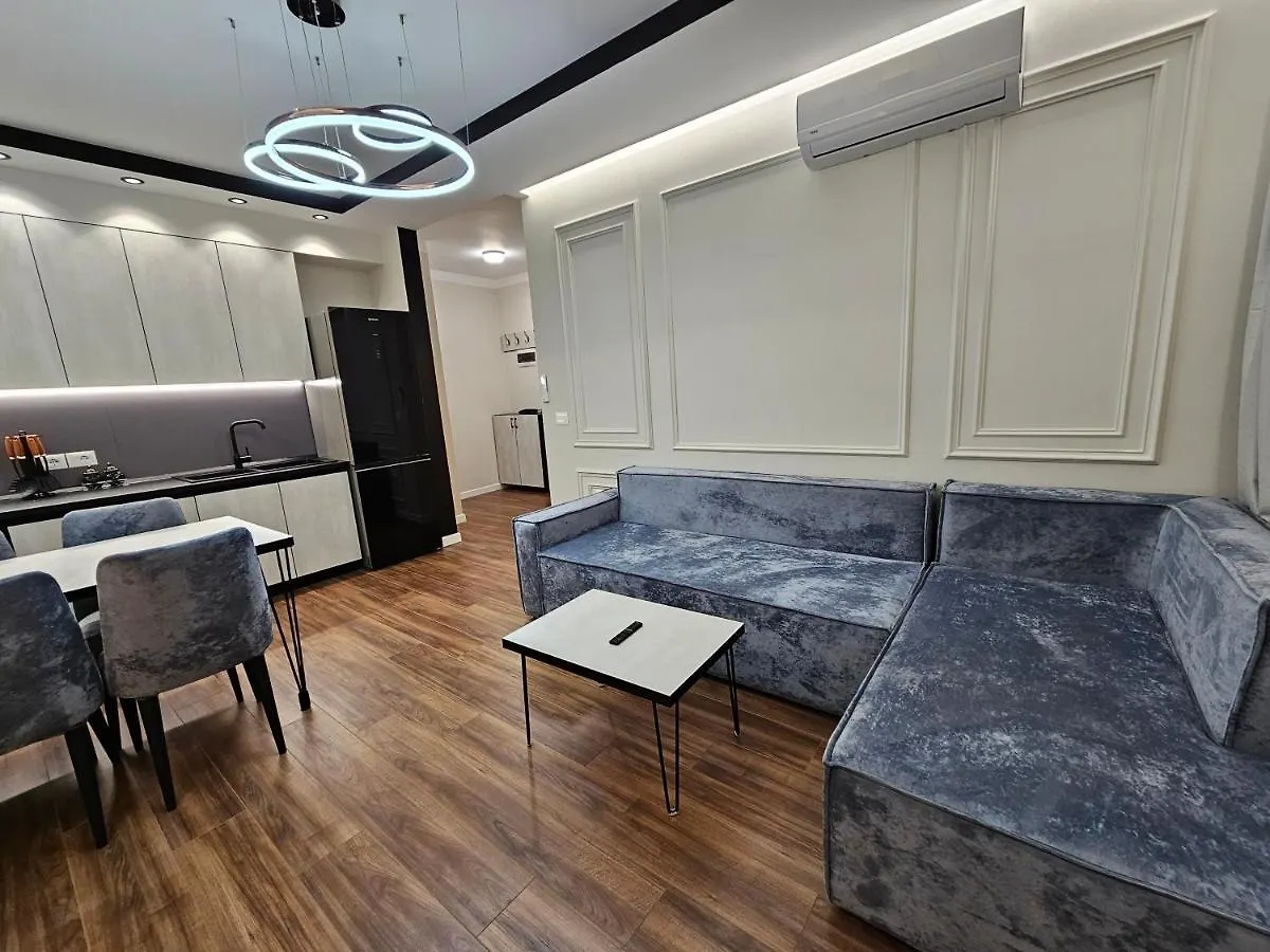 Miku Apartment-Cozy 1Bd Apartment At Komuna E Parisit Tirana Albania