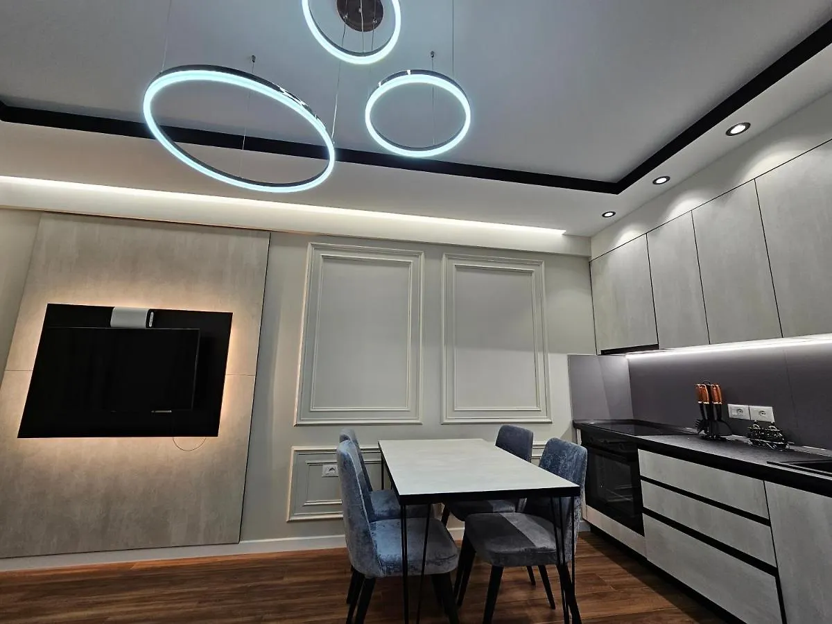Miku Apartment-Cozy 1Bd Apartment At Komuna E Parisit Tirana